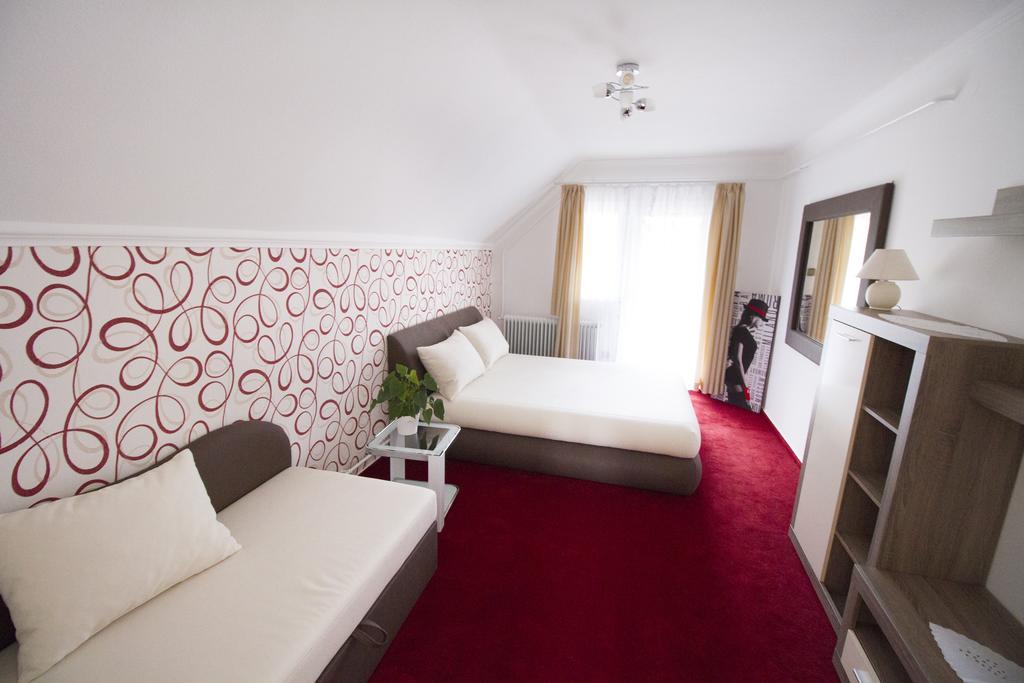 Margo Apartman Fonyód Стая снимка