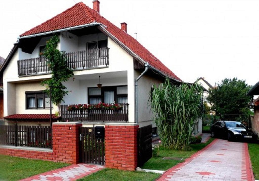 Margo Apartman Fonyód Екстериор снимка